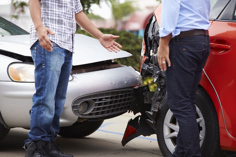 In a 3-Car Accident, Who Pays?
